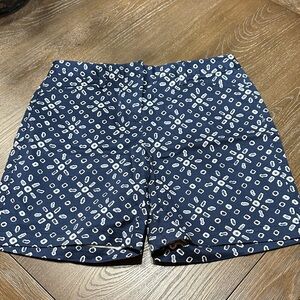 Lands' End Navy and White Patterned Women’s Shorts